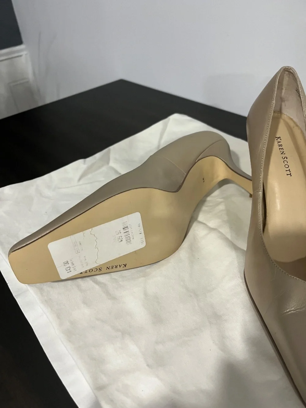 Karen Scott mid high heel